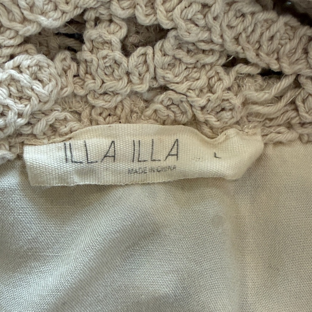 ILLA ILLA Handcrafted Crochet Cream Top. Cowgirl western cottage core - Picture 2 of 4